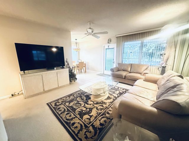5 of 63 - 364 Tilford Q, Deerfield Beach, FL