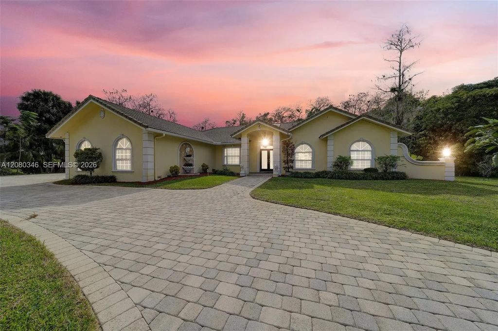 4750 W Leitner Drive, Coral Springs