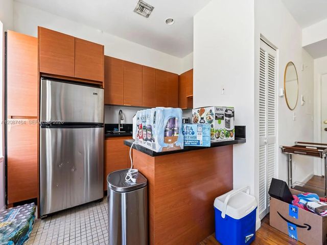 5 of 16 - 1244 Pennsylvania Avenue #302, Miami Beach, FL