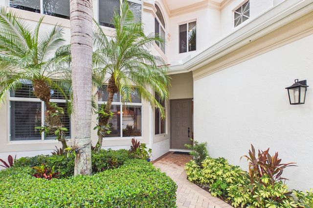 2 of 24 - 101 Palm Bay Circle #b, Palm Beach Gardens, FL
