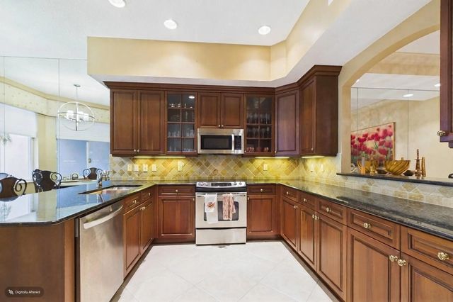 5 of 24 - 101 Palm Bay Circle #b, Palm Beach Gardens, FL