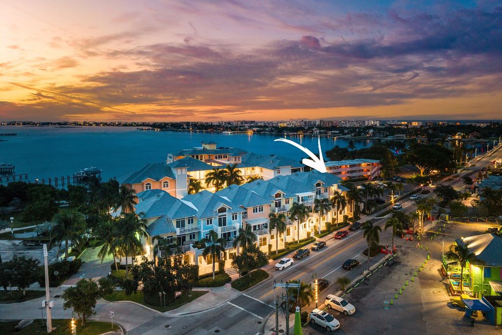 305 E Ocean Avenue #th-7, Lantana