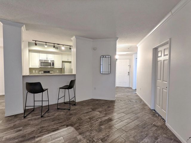2 of 25 - 630 S Sapodilla Avenue #308, West Palm Beach, FL