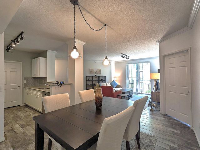 3 of 25 - 630 S Sapodilla Avenue #308, West Palm Beach, FL