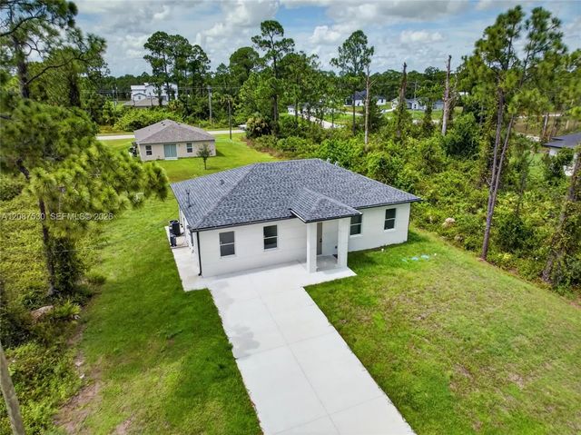3 of 31 - 308 Mangonia, Lehigh Acres, FL