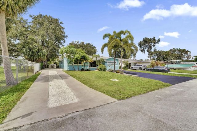 2 of 51 - 5081 Sw 29th Way, Dania Beach, FL