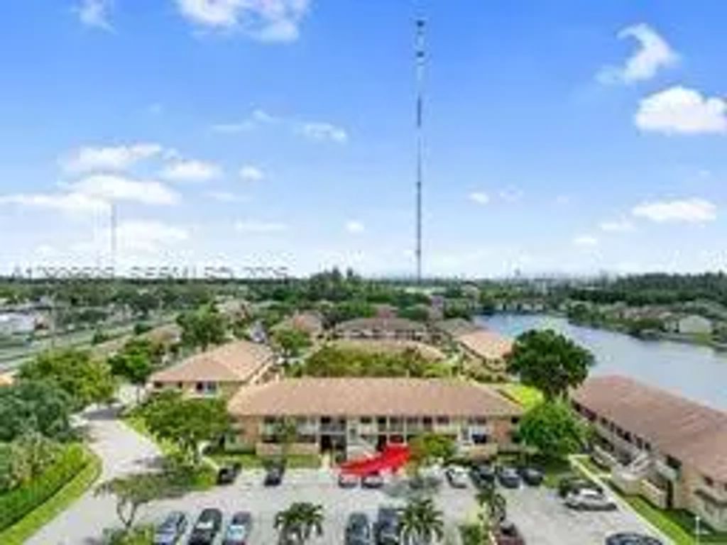 600 Nw 214th Street #104, Miami Gardens