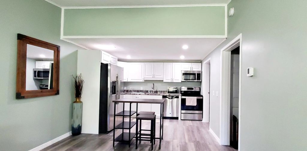 530 N 7th Place, Vero Beach
