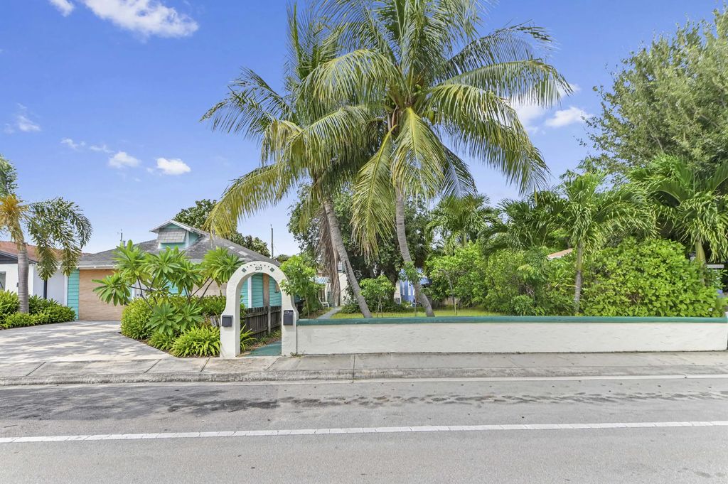 225 N M Street #1, Lake Worth Beach