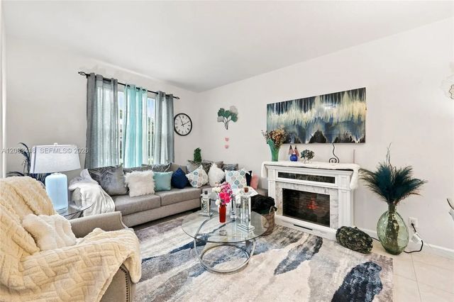 2 of 32 - 4321 Braxton Avenue, West Palm Beach, FL