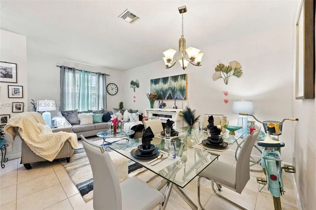 4 of 32 - 4321 Braxton Avenue, West Palm Beach, FL