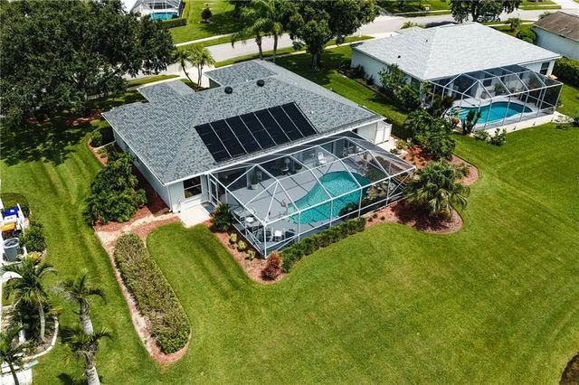 4 of 36 - 250 53rd Circle, Vero Beach, FL
