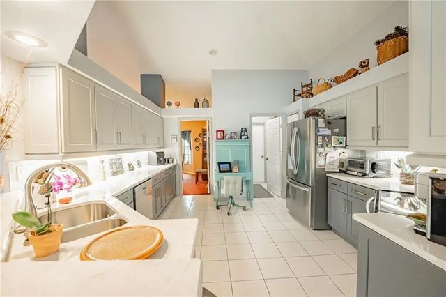 5 of 31 - 250 53rd Circle Sw, Vero Beach, FL