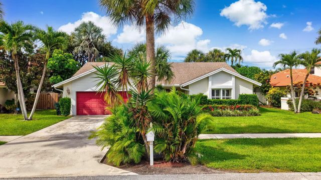 435 Mohawk Lane, Boca Raton