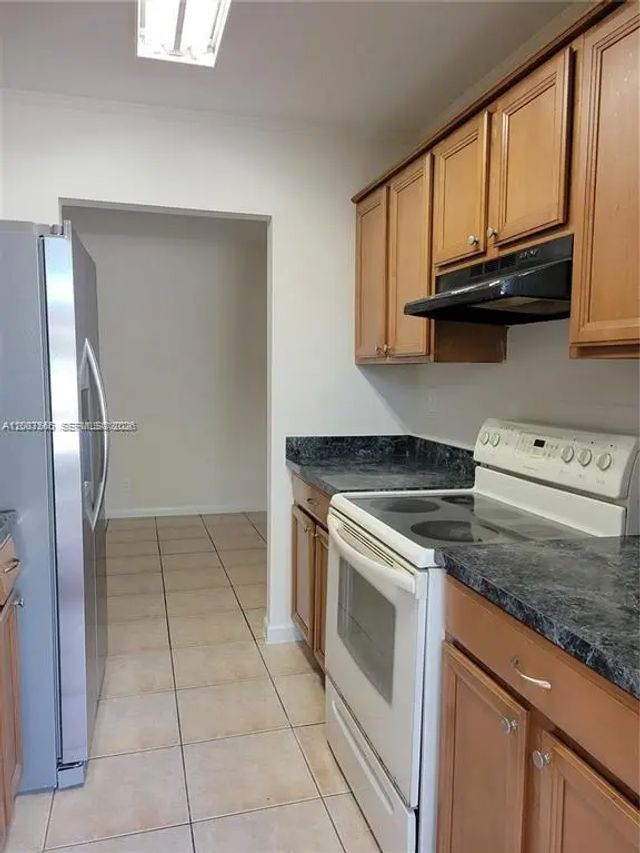 3 of 20 - 8704 Nw 35th Street #105, Coral Springs, FL