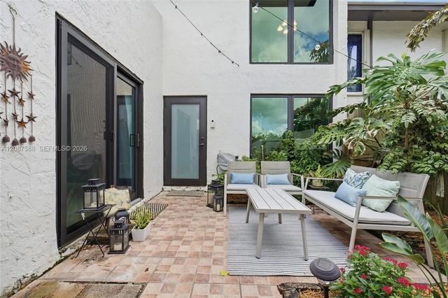 2 of 24 - 11116 Sw 70th Terrace, Miami, FL