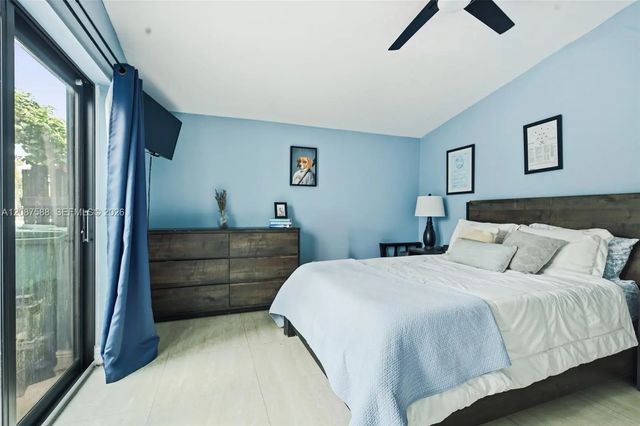 4 of 24 - 11116 Sw 70th Terrace, Miami, FL
