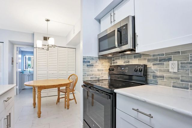 5 of 26 - 6313 Chasewood Drive #b, Jupiter, FL