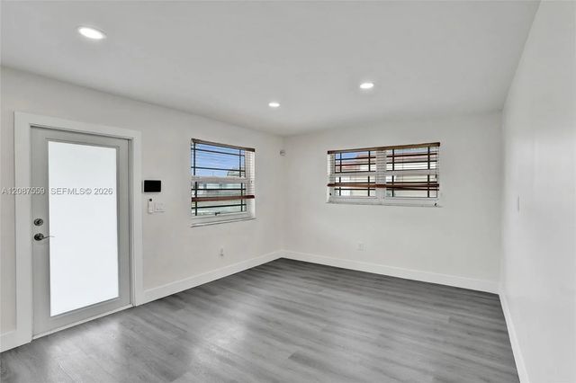 4 of 33 - 1341 Nw 75th Street, Miami, FL