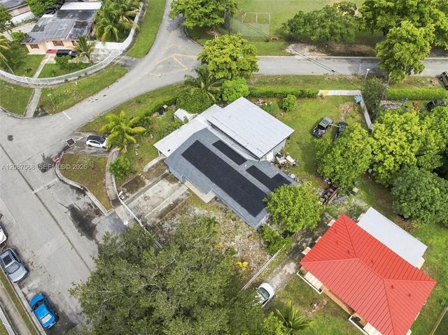 4 of 34 - 1299 Nw 120th Street, North Miami, FL