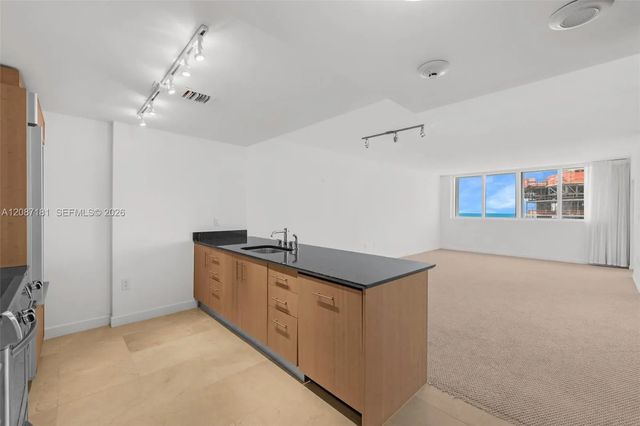 4 of 29 - 10275 Collins Avenue #1511, Bal Harbour, FL