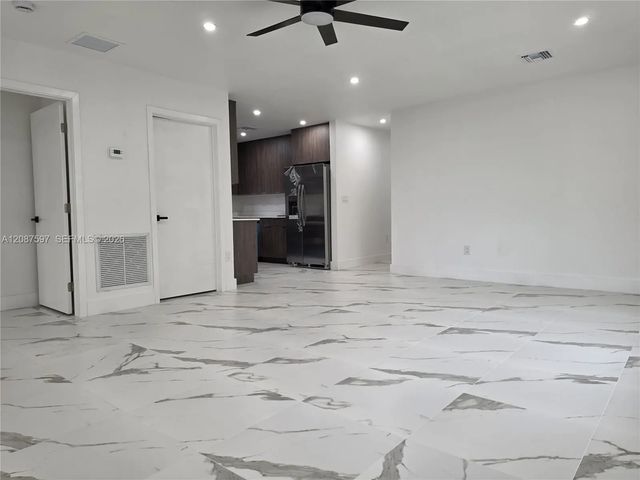 4 of 16 - 348 Nw 8th Street, Pompano Beach, FL