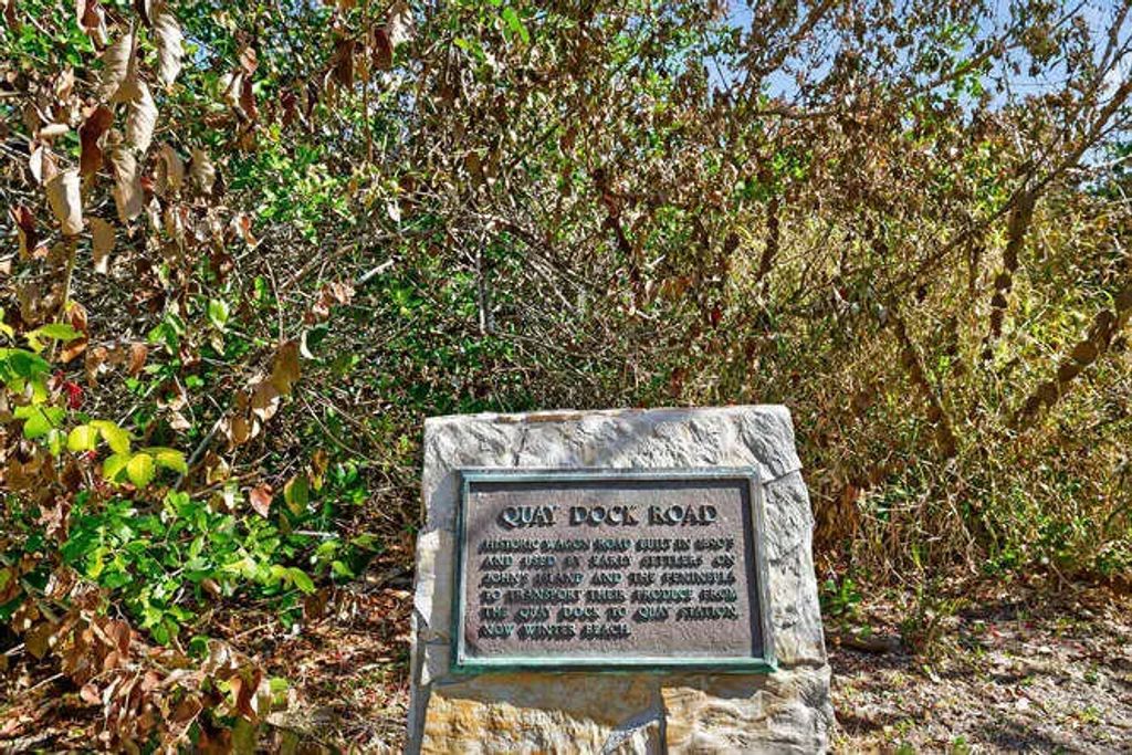 1935 Quay Dock Road, Vero Beach