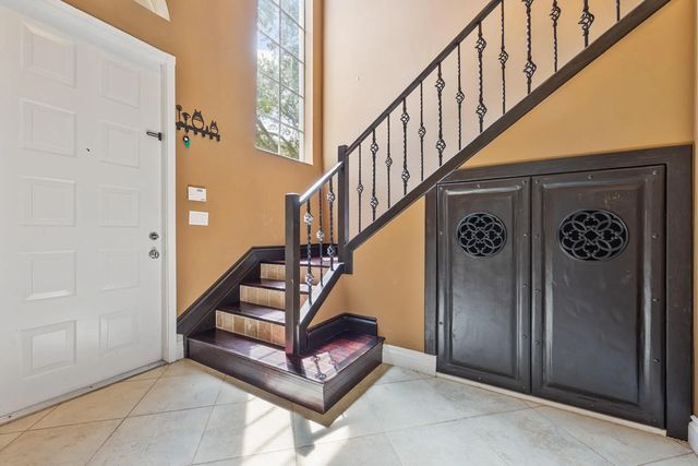 3 of 32 - 6380 Bella Circle #905, Boynton Beach, FL