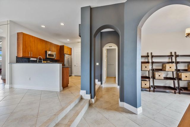 5 of 32 - 6380 Bella Circle #905, Boynton Beach, FL