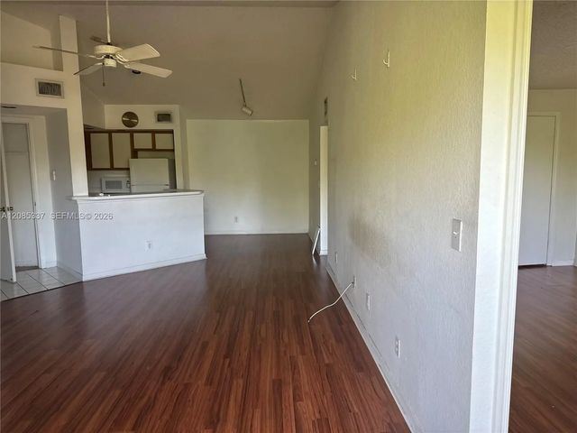 3 of 12 - 437 Vista Isles Drive #2223, Sunrise, FL