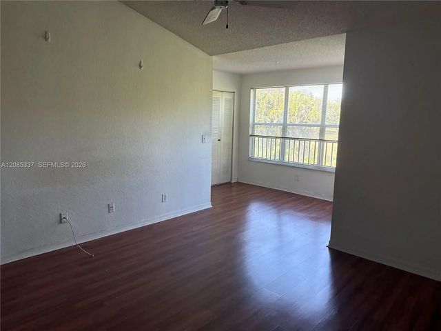 4 of 12 - 437 Vista Isles Drive #2223, Sunrise, FL