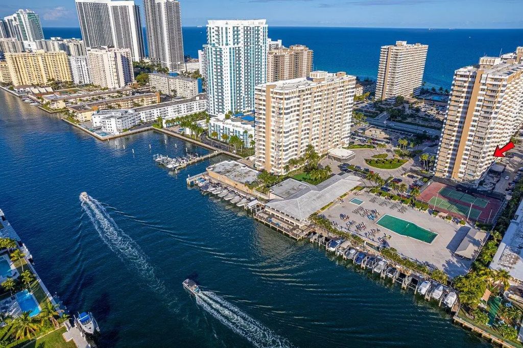 1985 S Ocean Drive #6g, Hallandale Beach