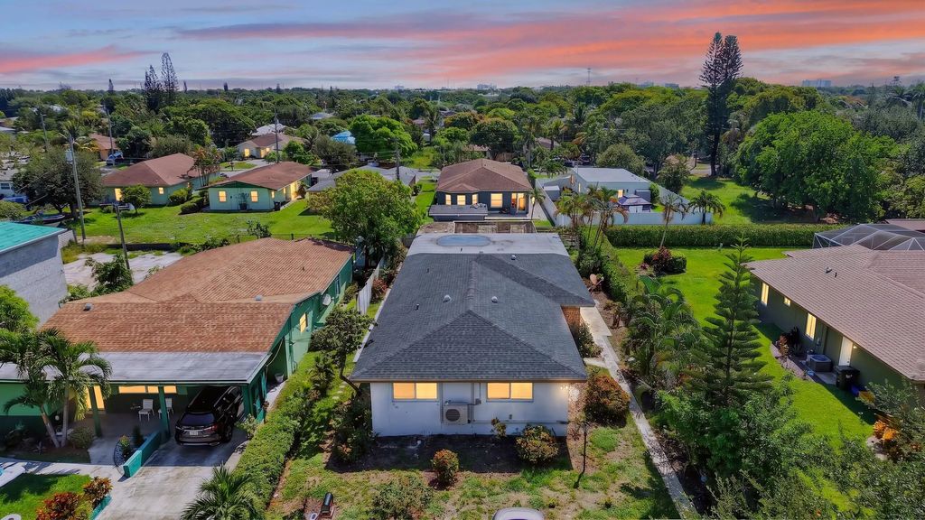 27 Nw 14th Avenue, Delray Beach