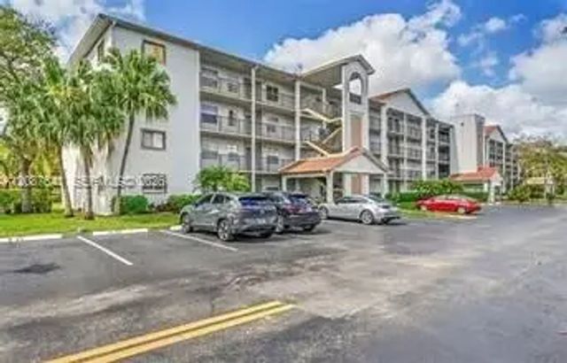 3 of 8 - N/A, Pembroke Pines, FL