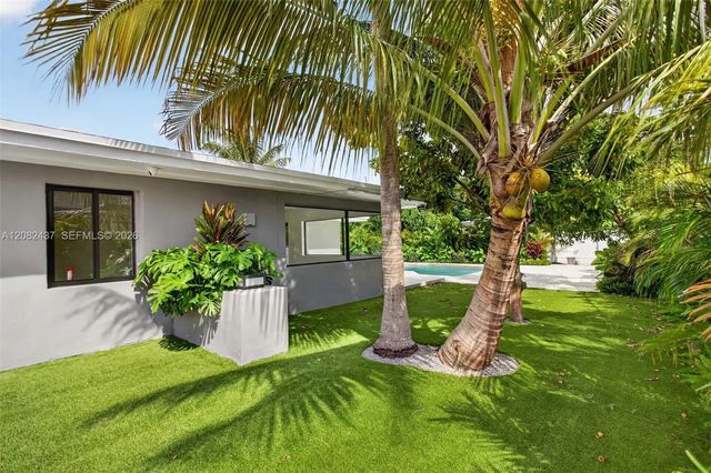 4 of 40 - 1215 Ne 110th Street, Miami, FL