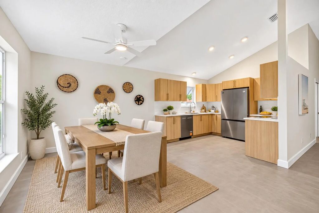 6193 Se Windsong Lane, Stuart