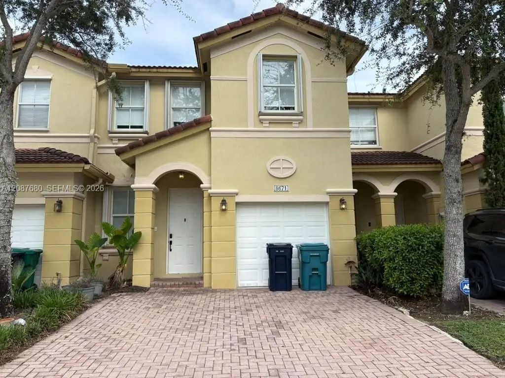 8671 Nw 112th Court, Doral