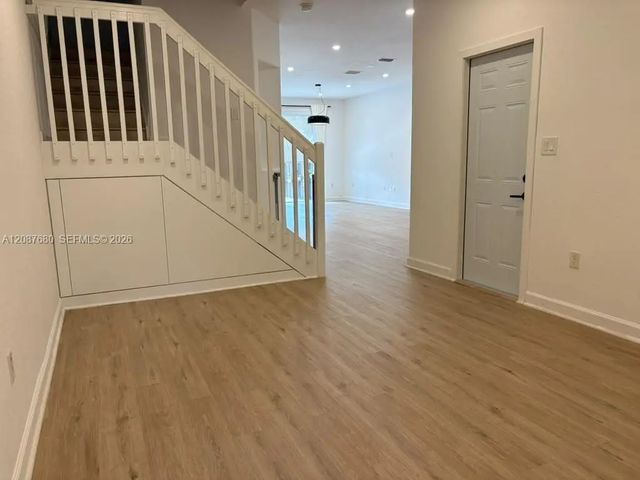 3 of 38 - 8671 Nw 112th Court, Doral, FL