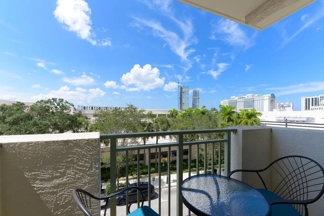 4 of 27 - 610 Clematis Street, West Palm Beach, FL