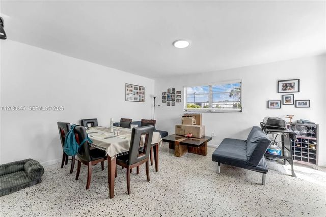 3 of 27 - 3200 Sw 88th Place, Miami, FL