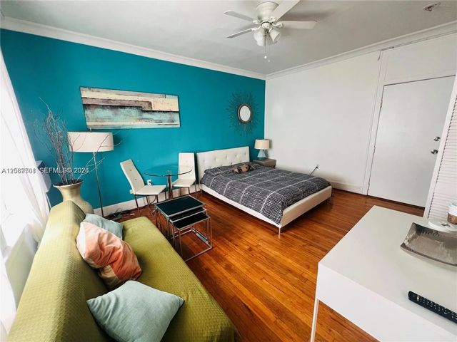 3 of 8 - 1611 Michigan Avenue #24, Miami Beach, FL