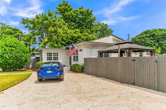 4 of 44 - 11831 Nw 5th Avenue, Miami, FL