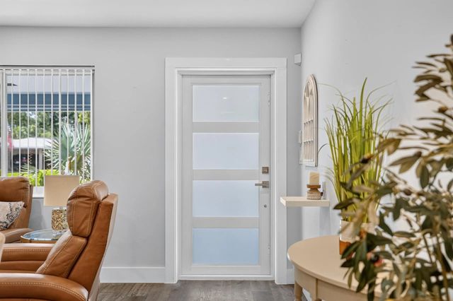 4 of 41 - 4510 Nw 12th Terrace, Fort Lauderdale, FL