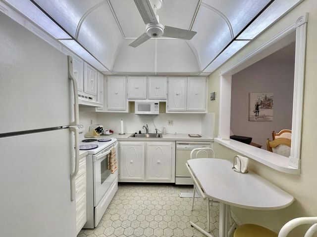 3 of 24 - 259 S Cypress Road #547, Pompano Beach, FL