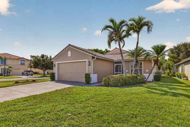 2 of 19 - 628 Stanford Lane, Port St. Lucie, FL