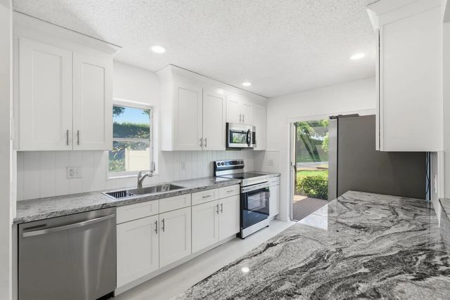 3 of 38 - 8861 Echo Lane, Boca Raton, FL