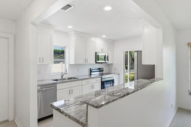 4 of 38 - 8861 Echo Lane, Boca Raton, FL