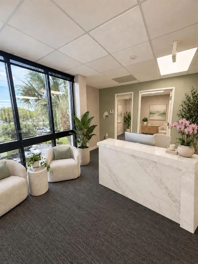 790 Nw 107th Avenue #305, Miami
