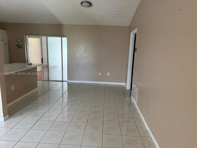5 of 20 - 18109 Sw 142nd Court, Miami, FL