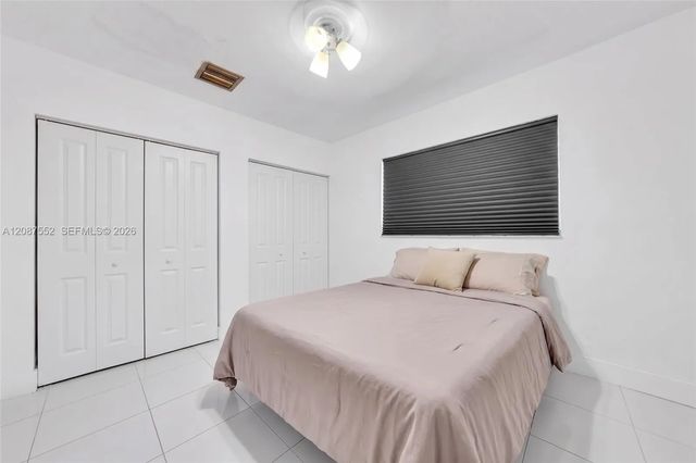 4 of 33 - 1745 Nw 189th Terrace, Miami Gardens, FL